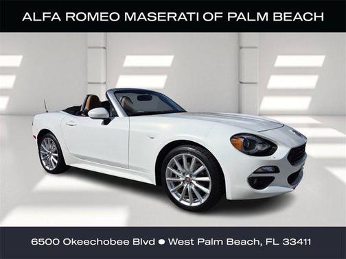 2017 FIAT 124 Spider Base