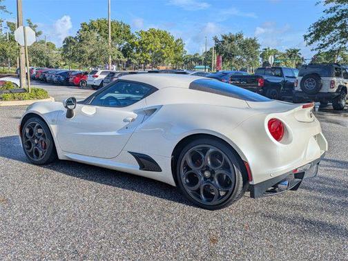 2016 Alfa Romeo 4C Base
