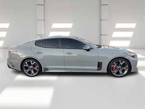 2019 Kia Stinger GT1
