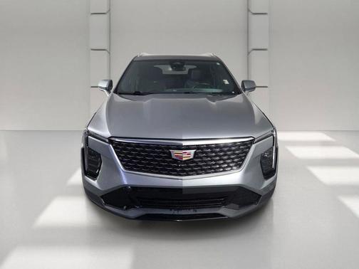 Argent Silver Metallic 2024 Cadillac XT4 Premium Luxury