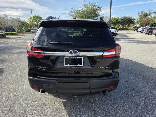 2022 Subaru Ascent Base 8-Passenger