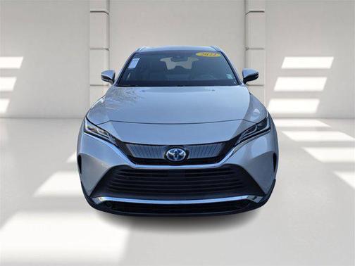 2022 Toyota Venza XLE