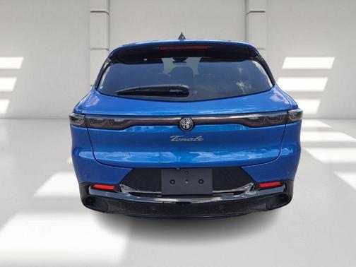 Misano Blue Metallic 2026 Alfa Romeo Tonale Sprint