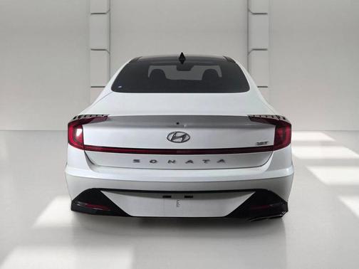 Quartz White 2022 Hyundai SONATA SEL Plus