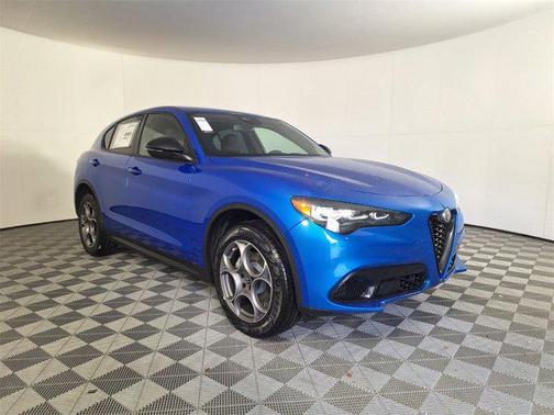 2025 Alfa Romeo Stelvio Sprint