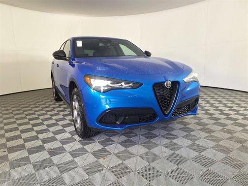 2025 Alfa Romeo Stelvio Sprint