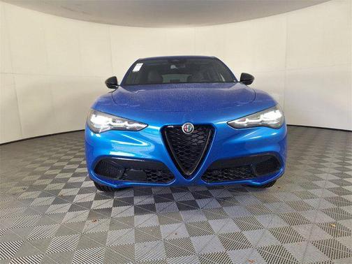 2025 Alfa Romeo Stelvio Sprint