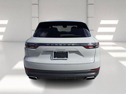 2022 Porsche Cayenne Cayenne