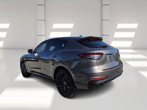 2022 Maserati Levante Modena