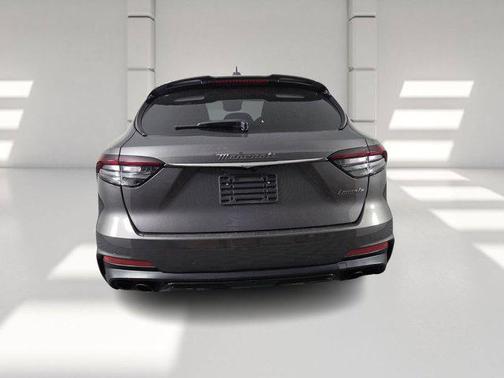 2022 Maserati Levante Modena