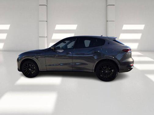 2022 Maserati Levante Modena