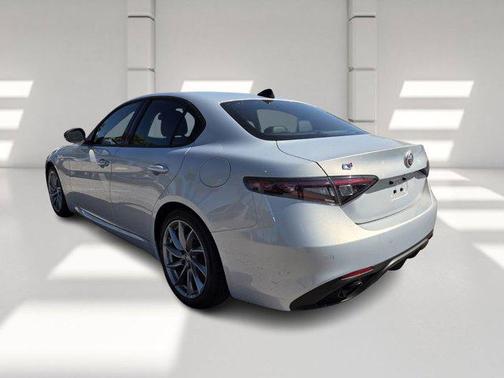 2026 Alfa Romeo Giulia Base