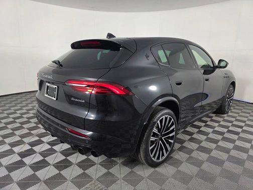 2025 Maserati Grecale Modena