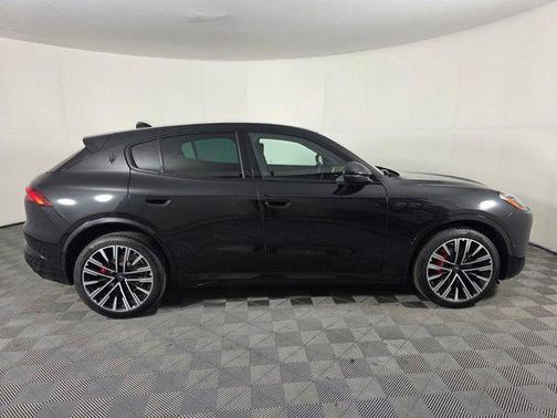 2025 Maserati Grecale Modena