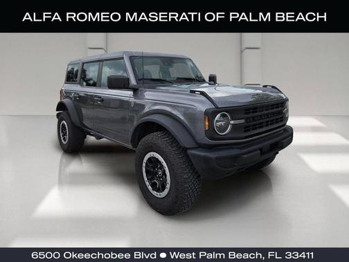 CARBONIZED GRAY METALLIC 2023 Ford Bronco Base