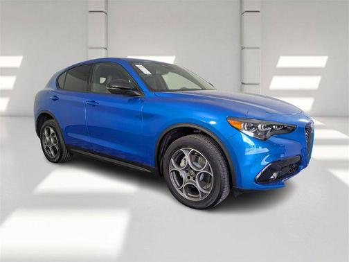 2025 Alfa Romeo Stelvio Sprint AWD