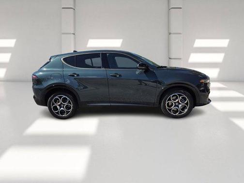 2026 Alfa Romeo Tonale Sprint