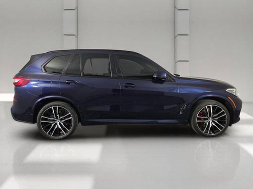 Tanzanite Blue II Metallic 2023 BMW X5 M50i
