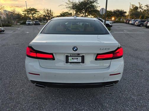 2023 BMW 530 i