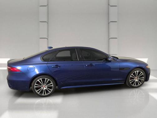 Bluefire Blue Metallic 2022 Jaguar XF R-Dynamic SE P300 AWD Automatic