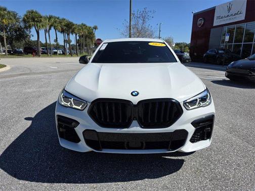 2022 BMW X6 M50i