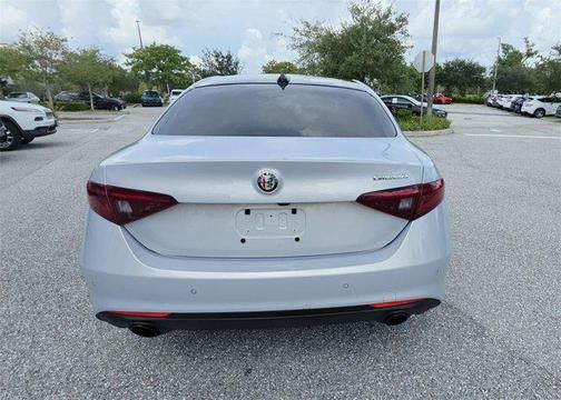 2022 Alfa Romeo Giulia Ti