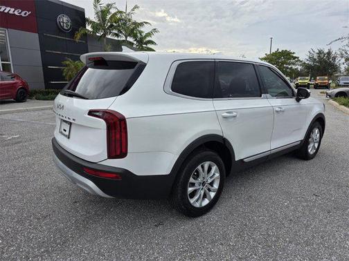 2022 Kia Telluride LX