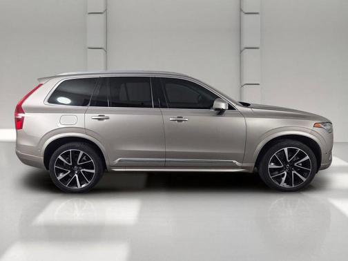 Bright Dusk Metallic 2023 Volvo XC90 B6 Plus 7-Seater