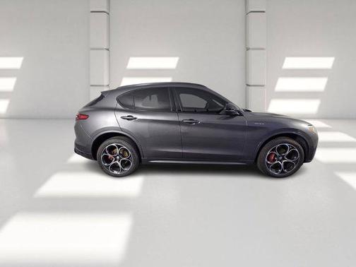 2022 Alfa Romeo Stelvio Ti