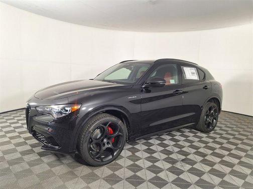 2025 Alfa Romeo Stelvio Sprint AWD