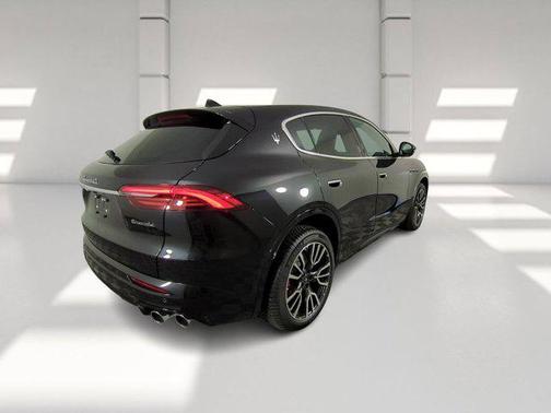 2025 Maserati Grecale Base
