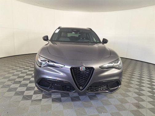 2025 Alfa Romeo Stelvio Sprint AWD