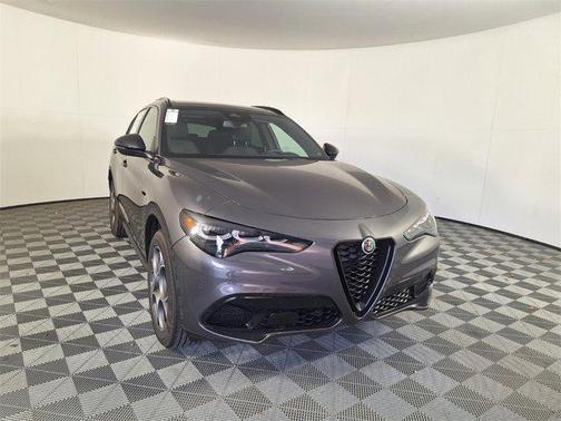 2025 Alfa Romeo Stelvio Sprint AWD