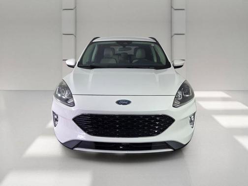 STAR WHITE METALLIC TRI-COAT 2020 Ford Escape SEL