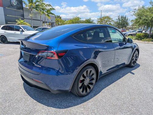 2022 Tesla Model Y Performance Dual Motor All-Wheel Drive