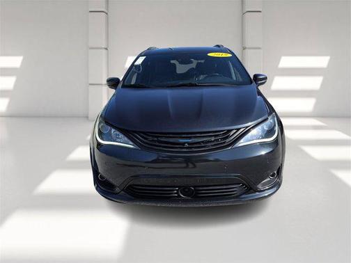 2019 Chrysler Pacifica Hybrid Limited