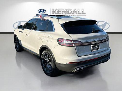 2022 Lincoln Nautilus Reserve