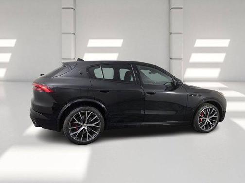 2026 Maserati Grecale Modena