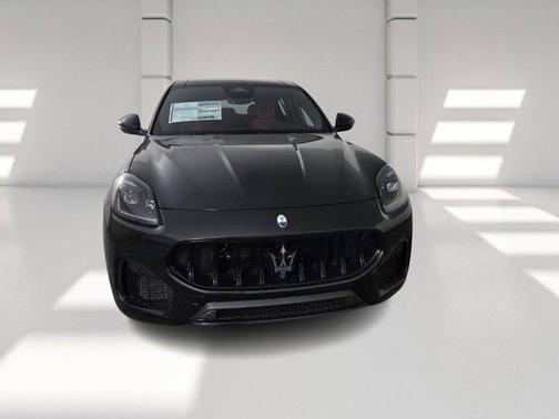 2026 Maserati Grecale Modena