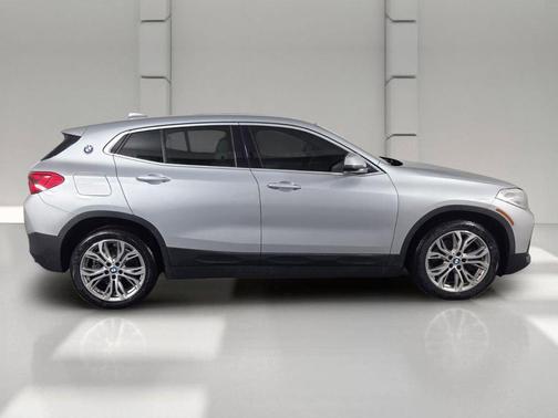 Glacier Silver Metallic 2020 BMW X2 sDrive28i