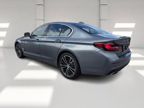 2022 BMW 540 i
