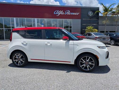 2020 Kia Soul GT-Line