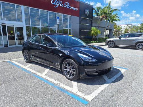 2019 Tesla Model 3 Mid Range