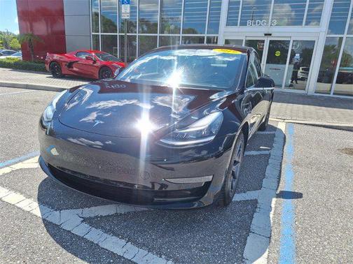 2019 Tesla Model 3 Mid Range