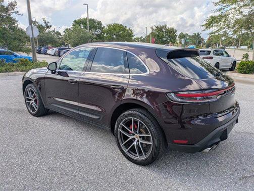 2024 Porsche Macan Base