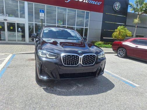 2022 BMW X4 xDrive30i