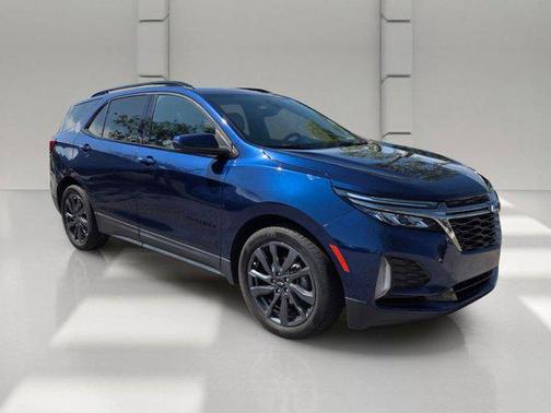 Blue Glow Metallic 2022 Chevrolet Equinox FWD RS