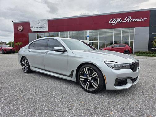 2018 BMW 740 740i
