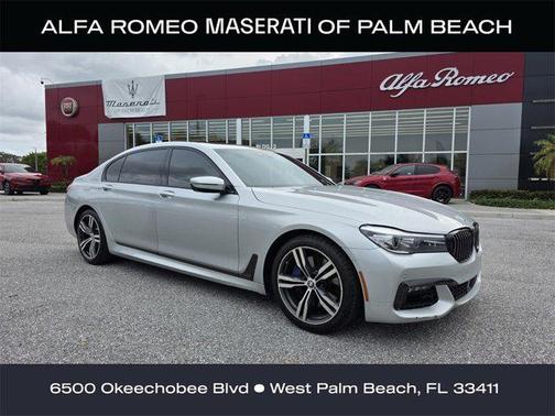 2018 BMW 740 740i