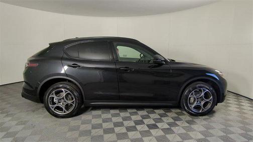 2025 Alfa Romeo Stelvio Sprint AWD